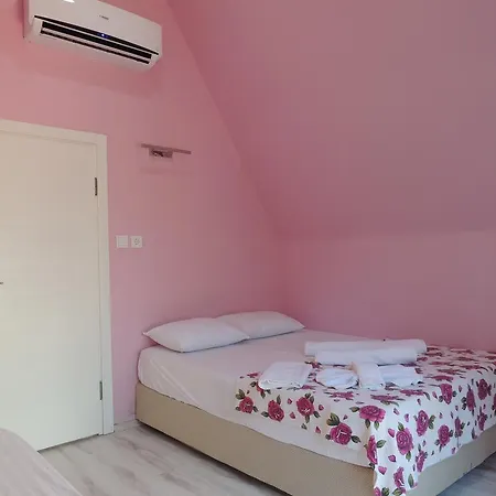 Hotel Idavilla & Bahce